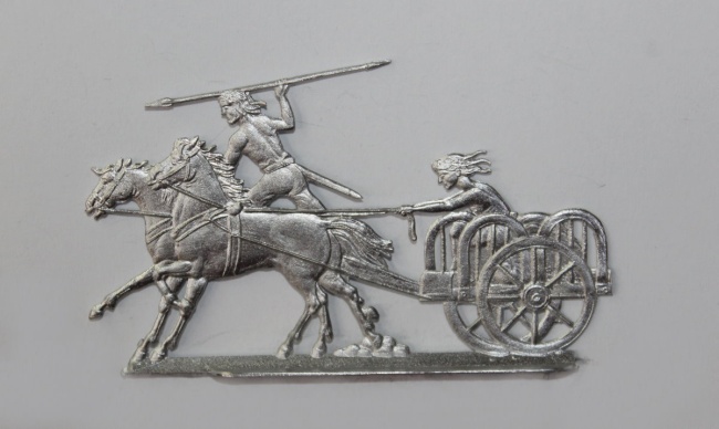 Preview: keltischer Streitwagen mit Lenker und Krieger, Speer werfend