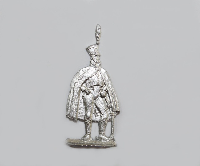 Offizier (leichte Inf.) i. Umhang haltend