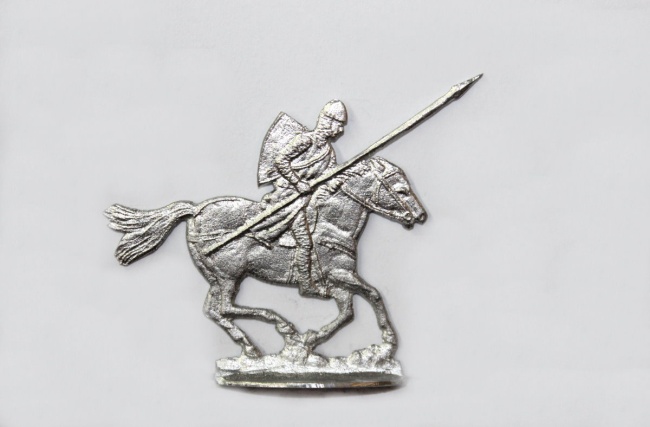 leicht gepanzerter polnischer Landritter zu Pferd