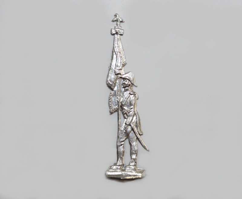 Marine Artillerie (1813) im Halt, Adlerträger